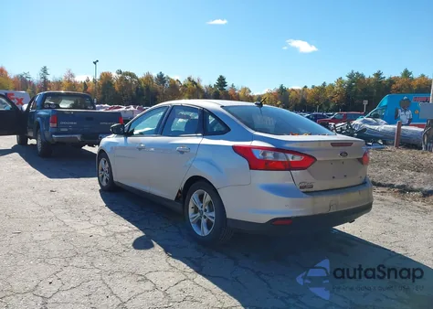 2014 Ford Focus Se z USA, uszkodzony, nr VIN 1FADP3F24EL366062